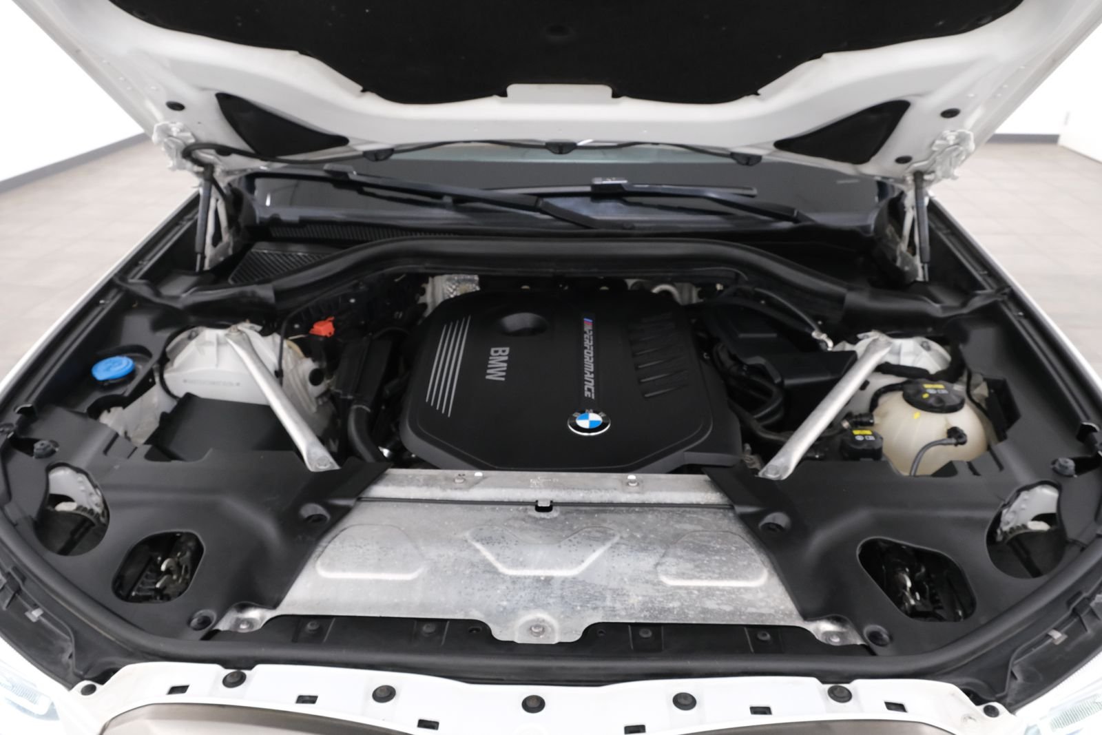 Used 2019 Alpine White BMW M40i image 44