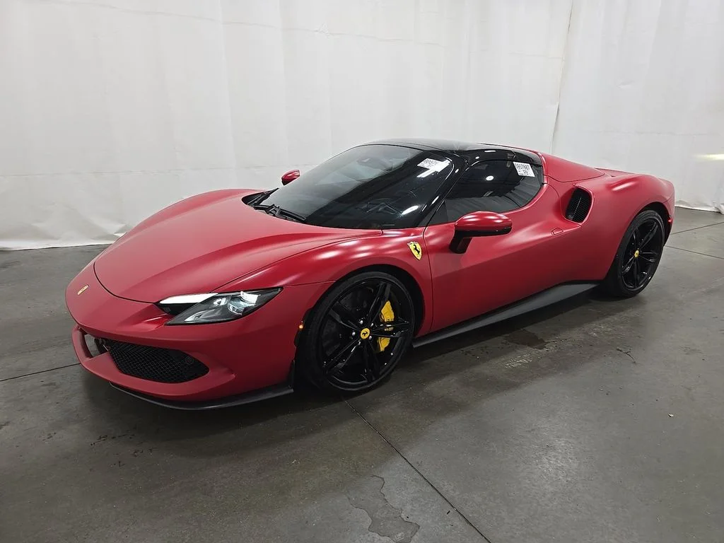 Used 2024 Rosso Ferrari F1-75 OPACO Ferrari  image 1