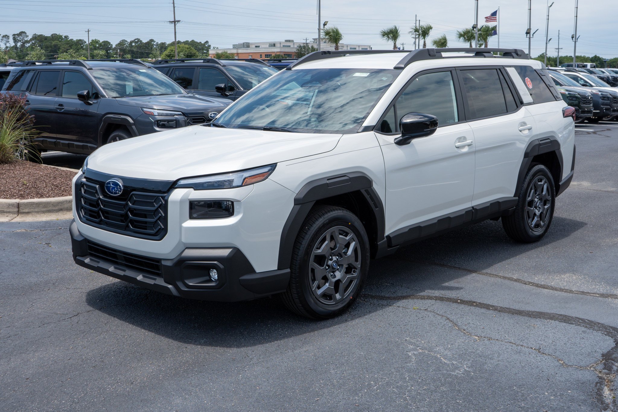 New 2026 CRYSTAL WHITE PEARL Subaru Premium image 7