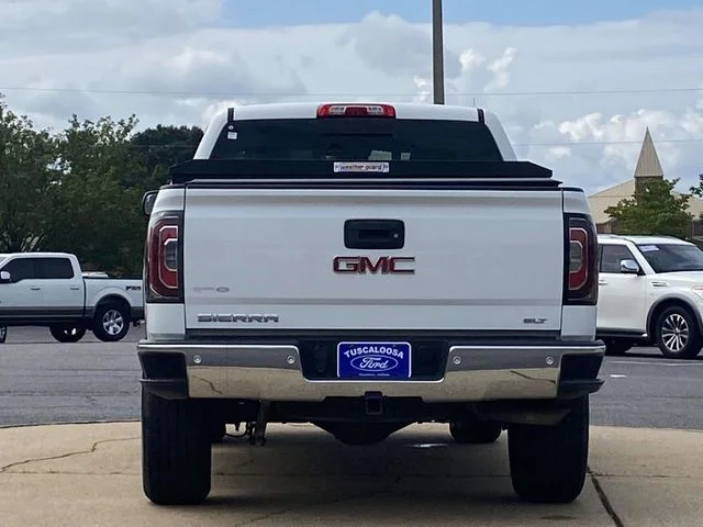Used 2018 White GMC SLT image 4