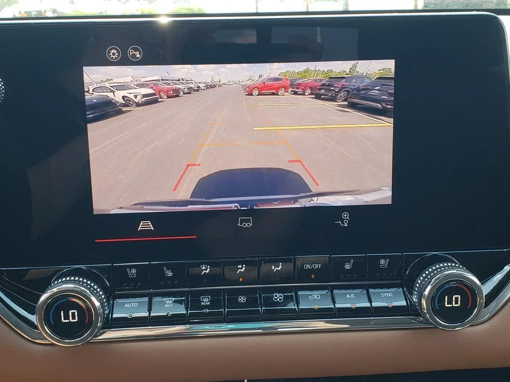 2026 GMC Canyon AT4 - Photo 14