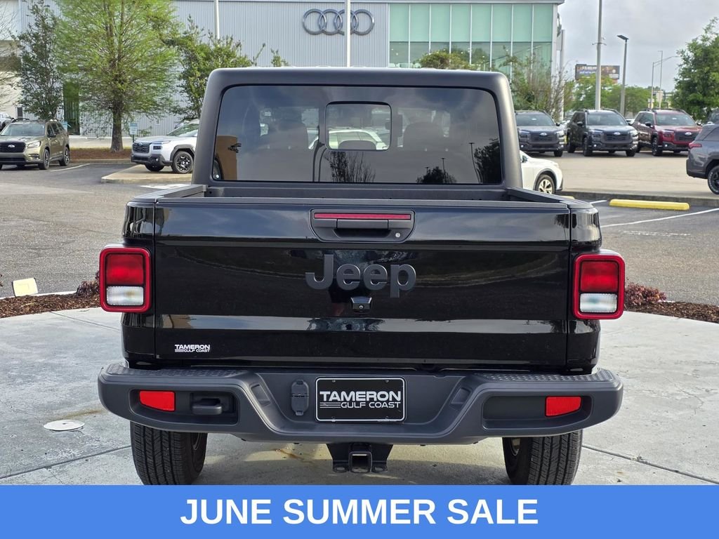 Used 2024 Black Jeep Sport S image 3