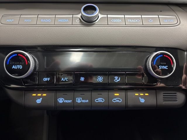 2025 Hyundai Elantra SEL - Photo 15