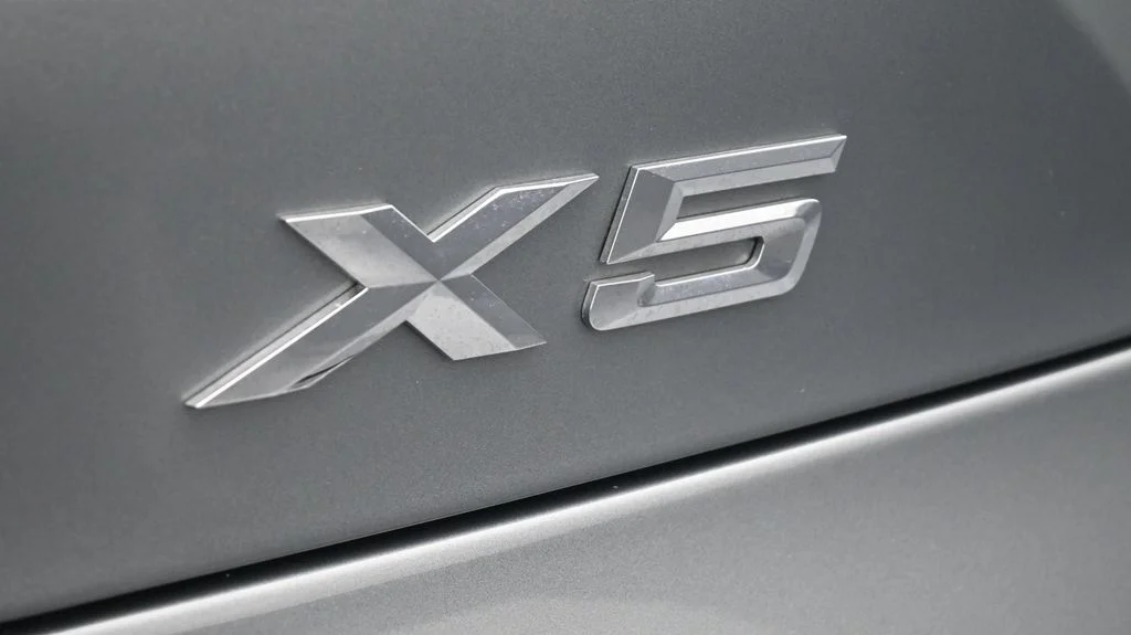 Certified Used 2024 Skyscraper Grey Metallic BMW xDrive40i image 21