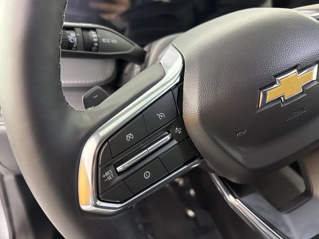 New 2026 Sterling Gray Metallic Chevrolet LT image 25