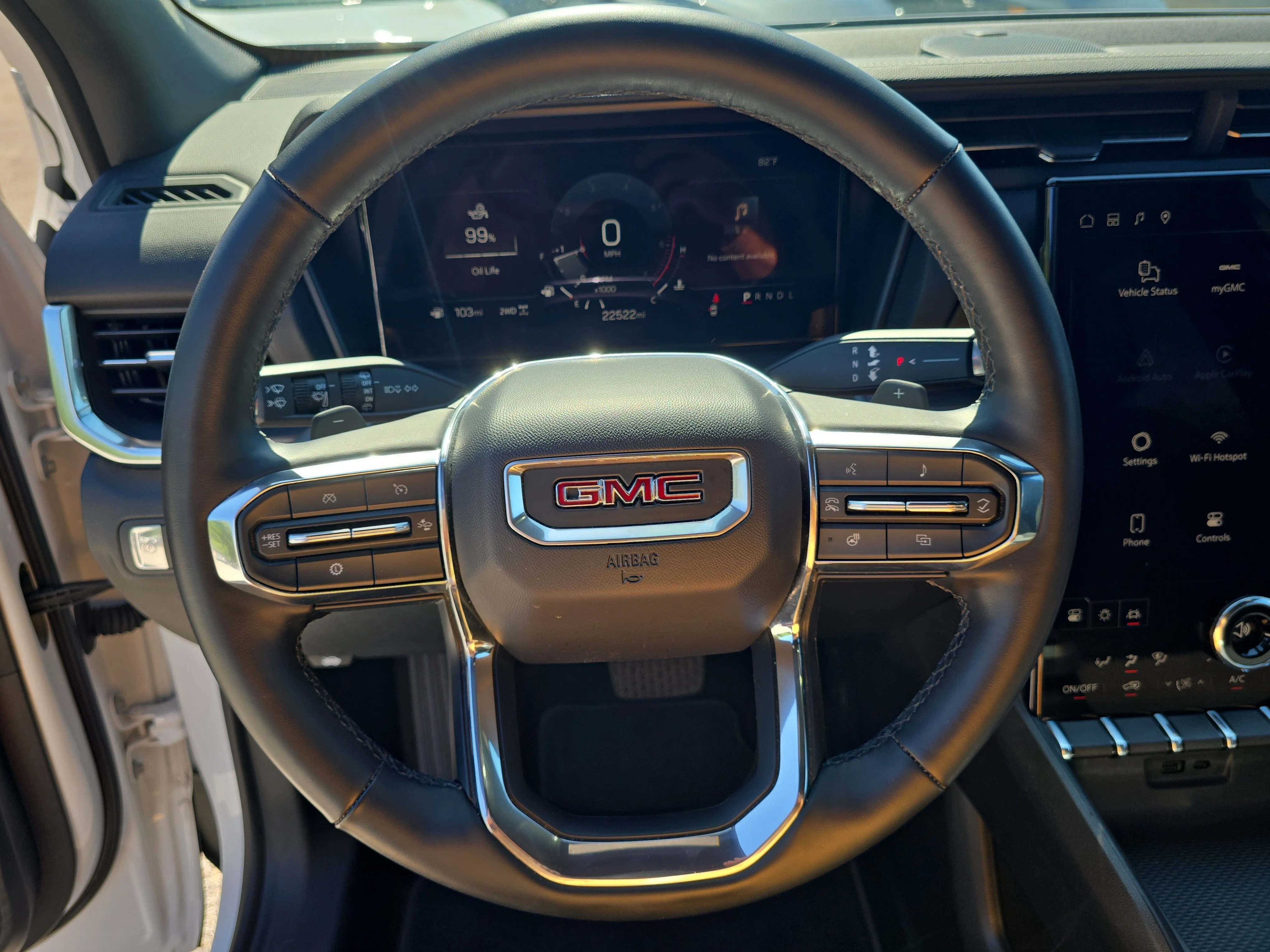 Used 2025 Summit White GMC AWD Elevation image 27