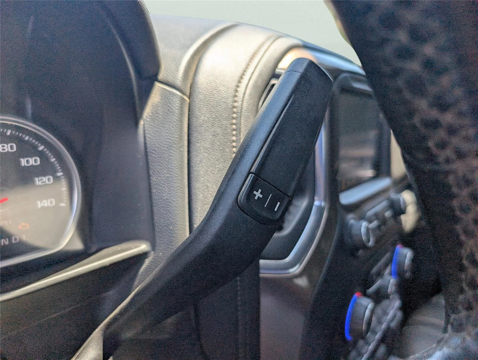 Used 2020 BLACK Chevrolet High Country image 23