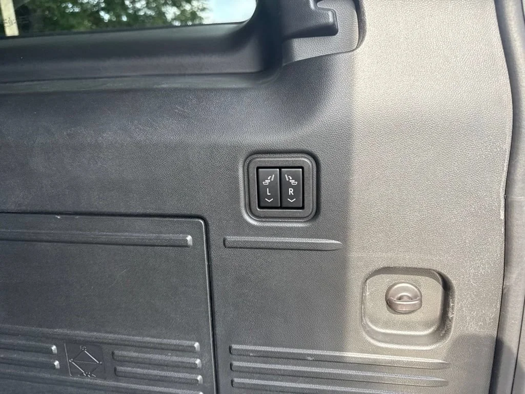 Used 2024 Supernova Metallic (Dark Blue) GMC 2X image 34