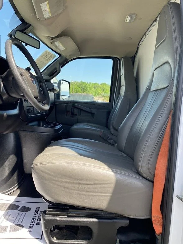 Used 2024 White GMC Work Van image 11