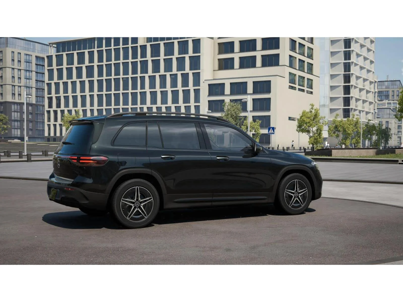 Used 2024 Night Black Mercedes-Benz EQB 250+ image 18