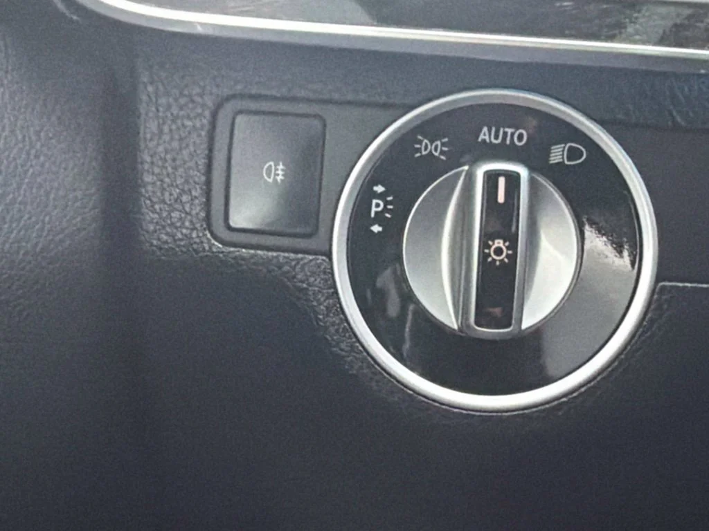 Used 2016 Black Mercedes-Benz E 350 image 21