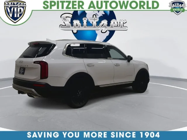 Used 2022 White Kia SX image 10