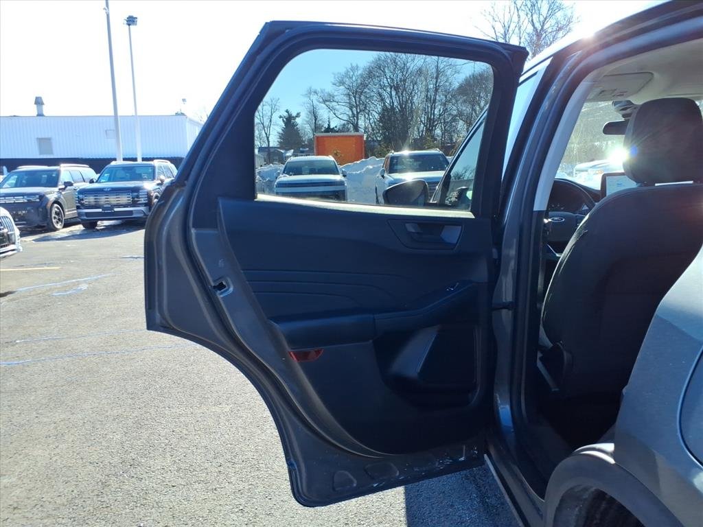 Used 2022 Carbonized Gray Ford SE image 14