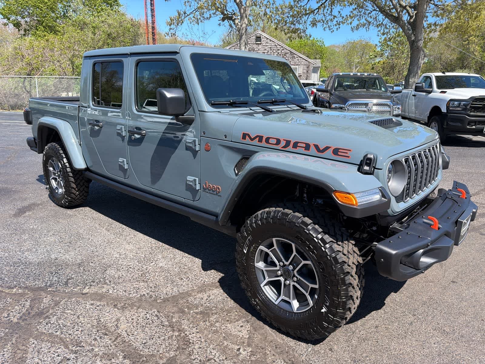 2026 Jeep Gladiator Mojave X Auto's photo