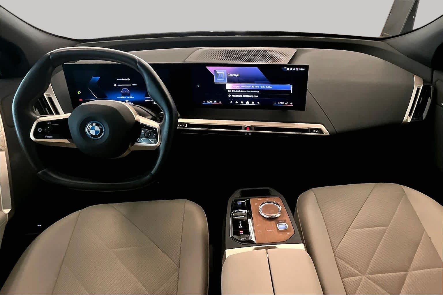 Used 2024 Dark Graphite Metallic BMW xDrive50 image 15