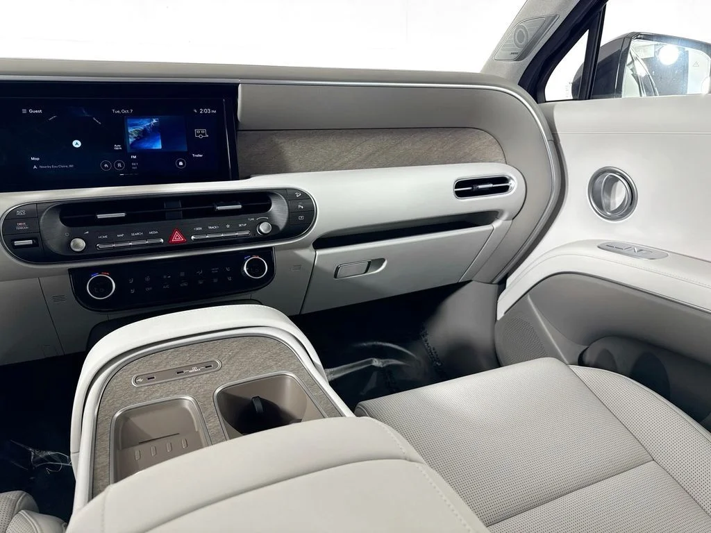 New 2026 Black Hyundai Limited image 9