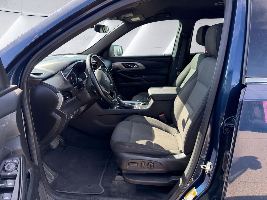 Used 2023 Blue Chevrolet LT image 7