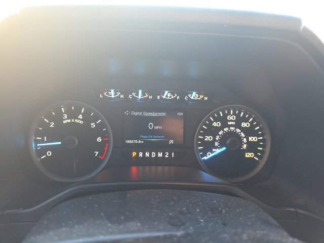 Used 2017 Gray Ford XLT image 16