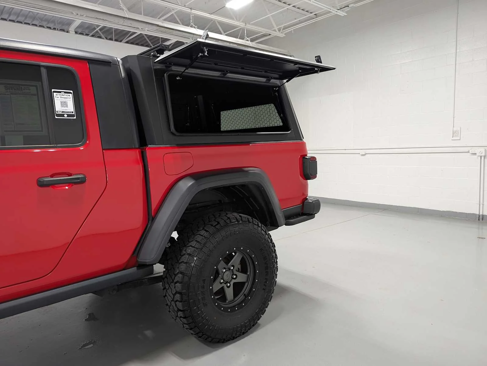 Used 2020 Firecracker Red Clearcoat Jeep Rubicon image 12