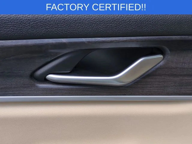 Used 2025 White Jeep Limited image 29