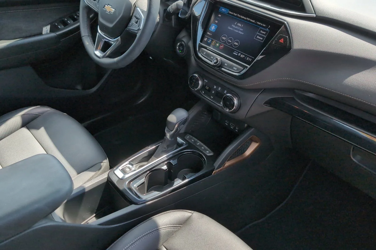 Used 2023 Mosaic Black Metallic Chevrolet ACTIV image 17