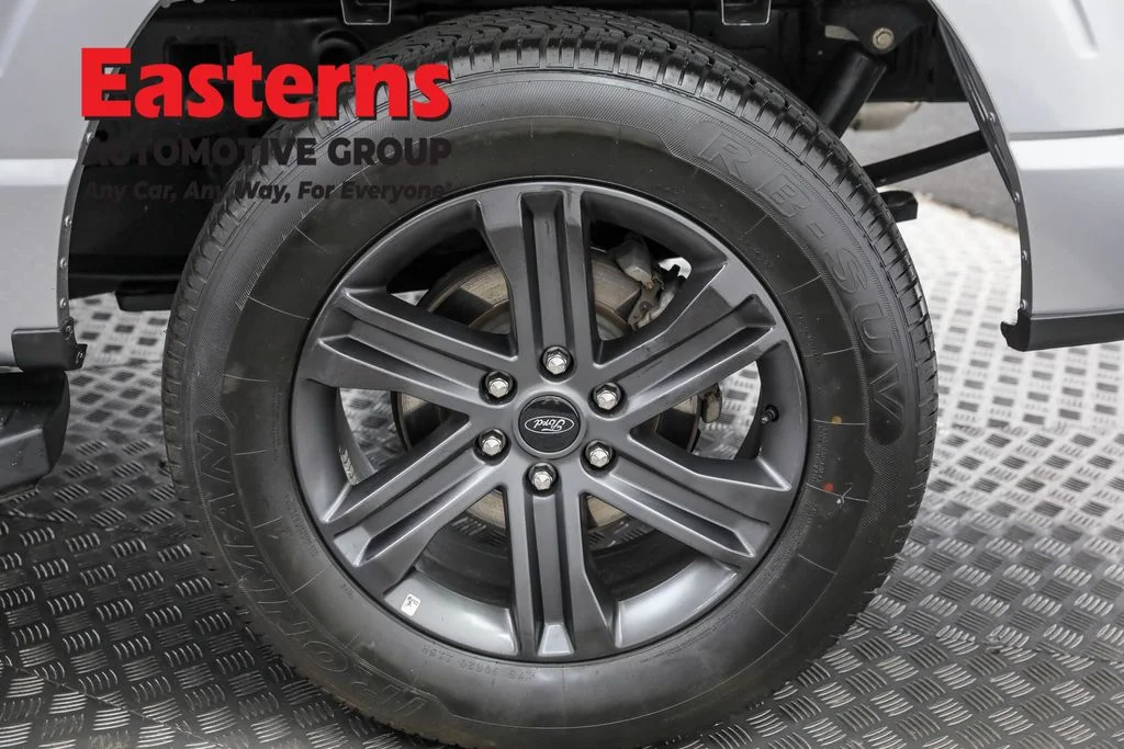 Used 2023 Silver Ford XLT image 30