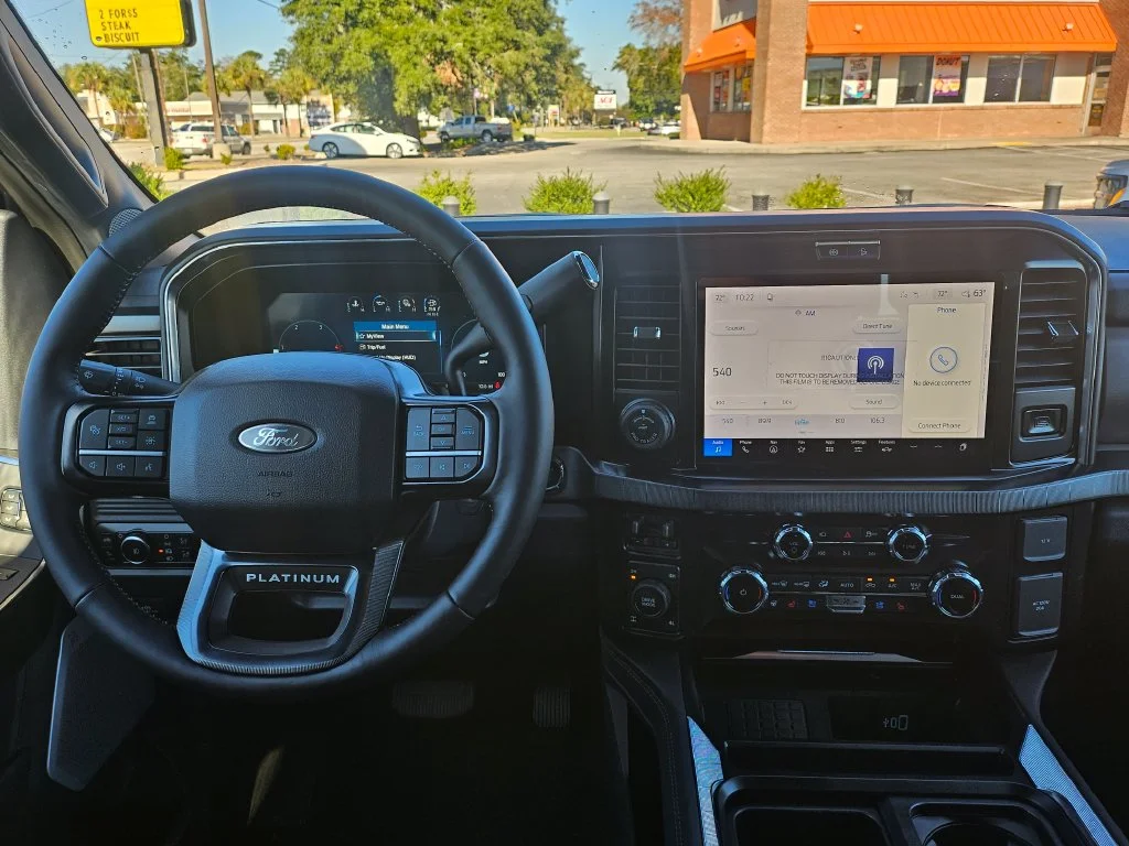 New 2027 White Ford Platinum image 31