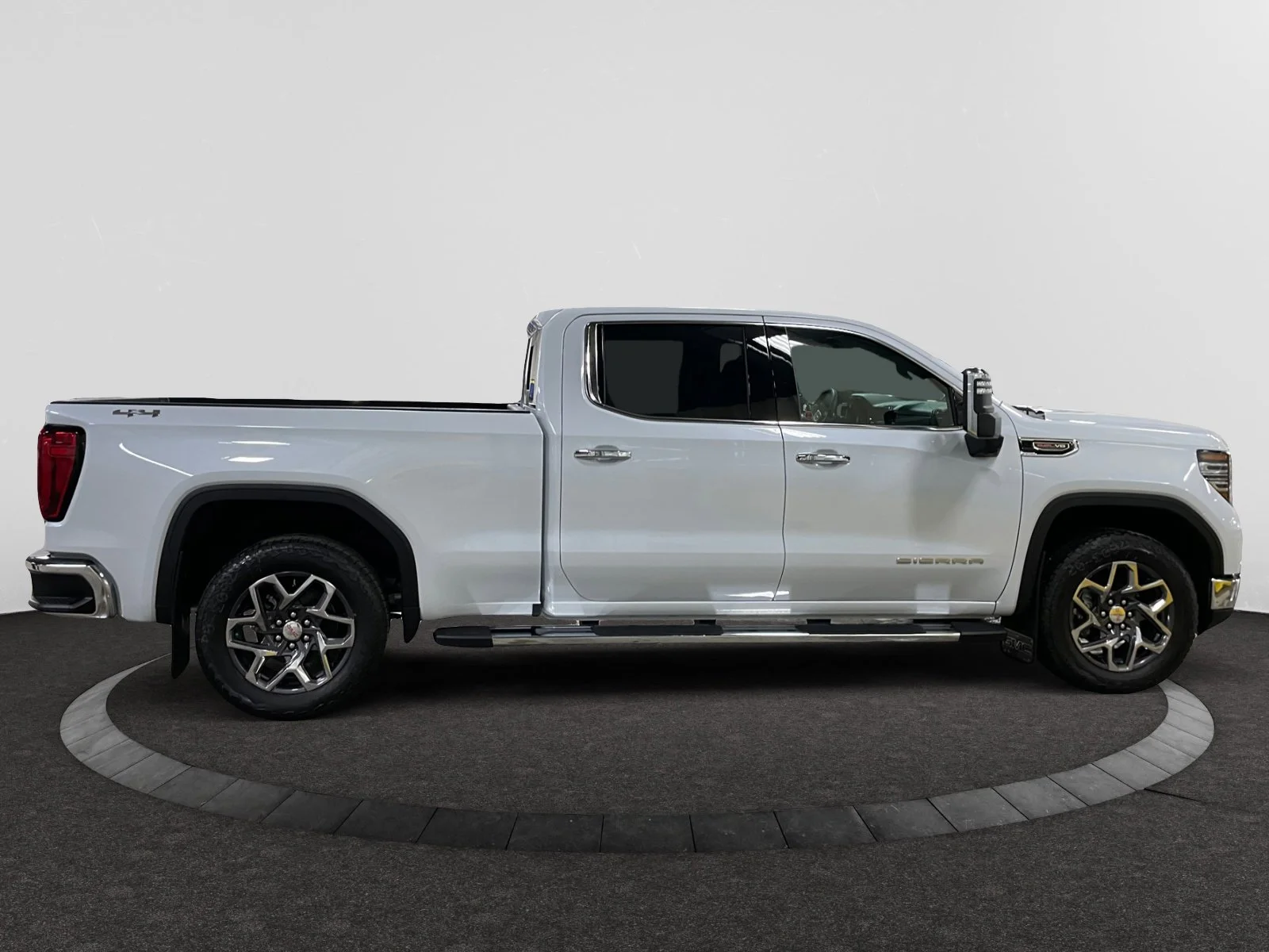 New 2026 Glacier White Tricoat GMC SLT image 6