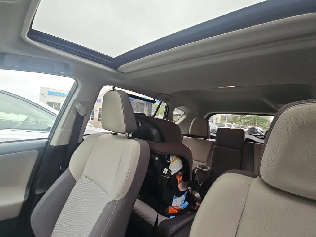 Used 2014 Magnetic Gray Metallic Toyota XLE image 8