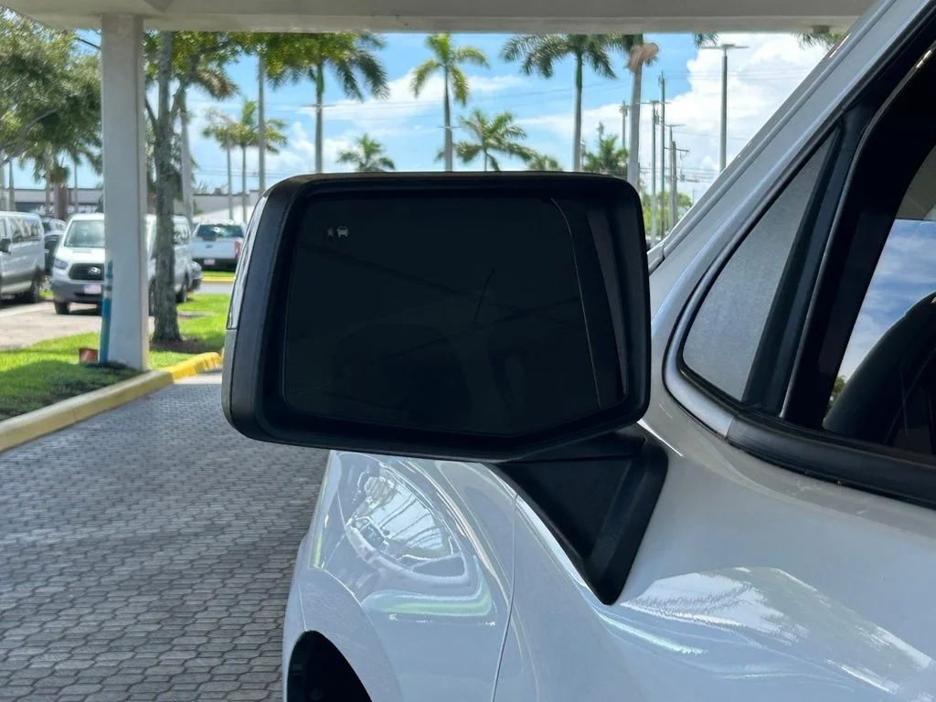 Used 2021 White Chevrolet RST image 17