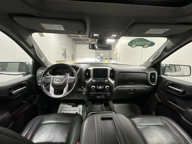 Used 2020 Silver GMC SLT image 22