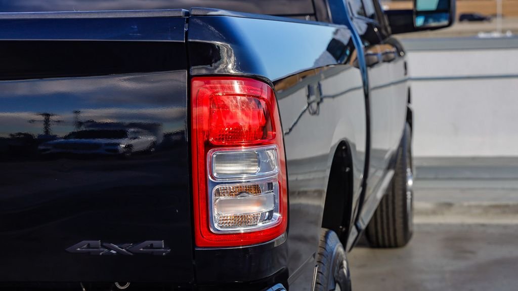 Used 2024 Diamond Black Ram Tradesman image 9
