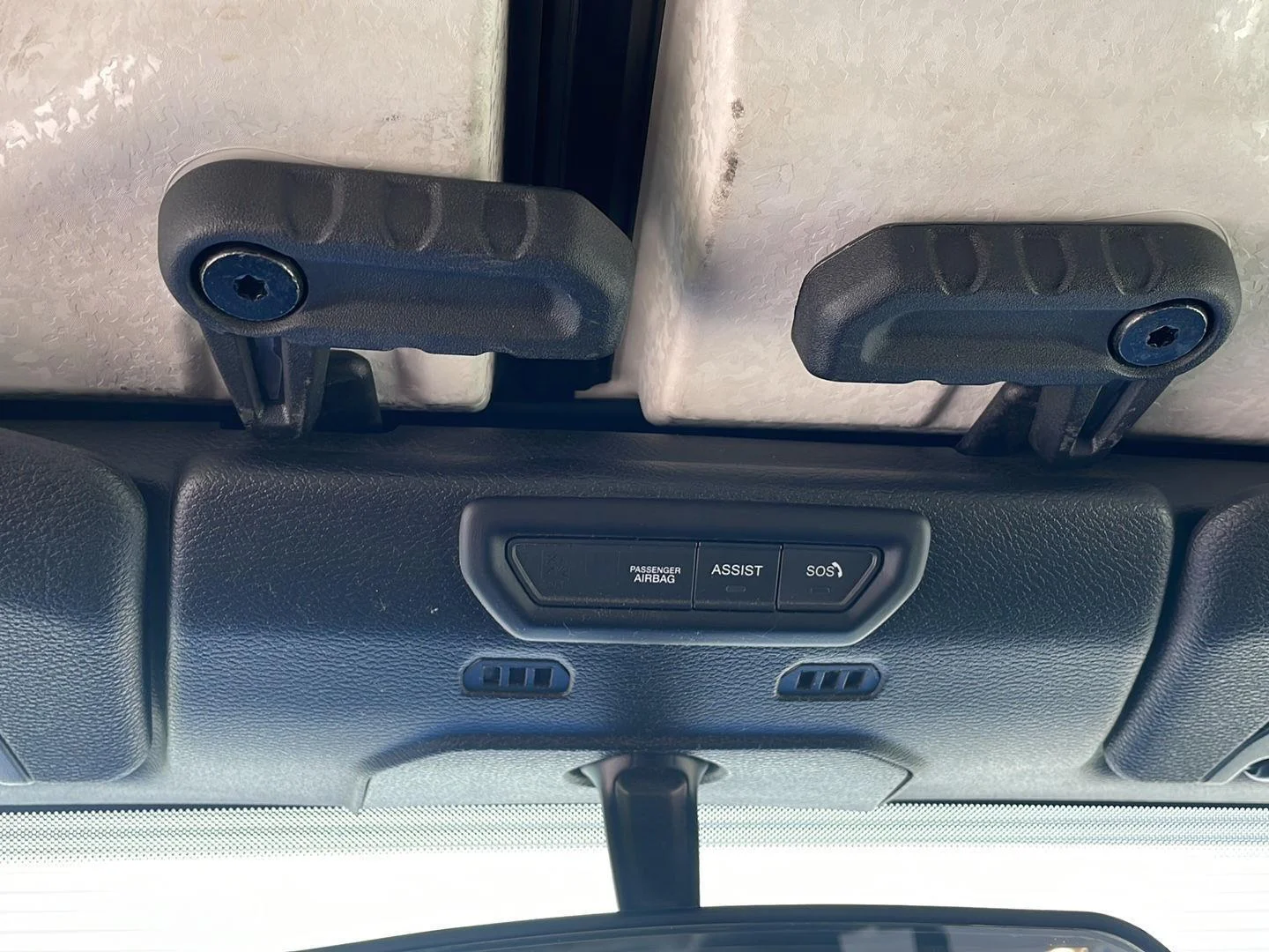 Used 2022 Hydro Blue Pearlcoat Jeep Altitude image 15