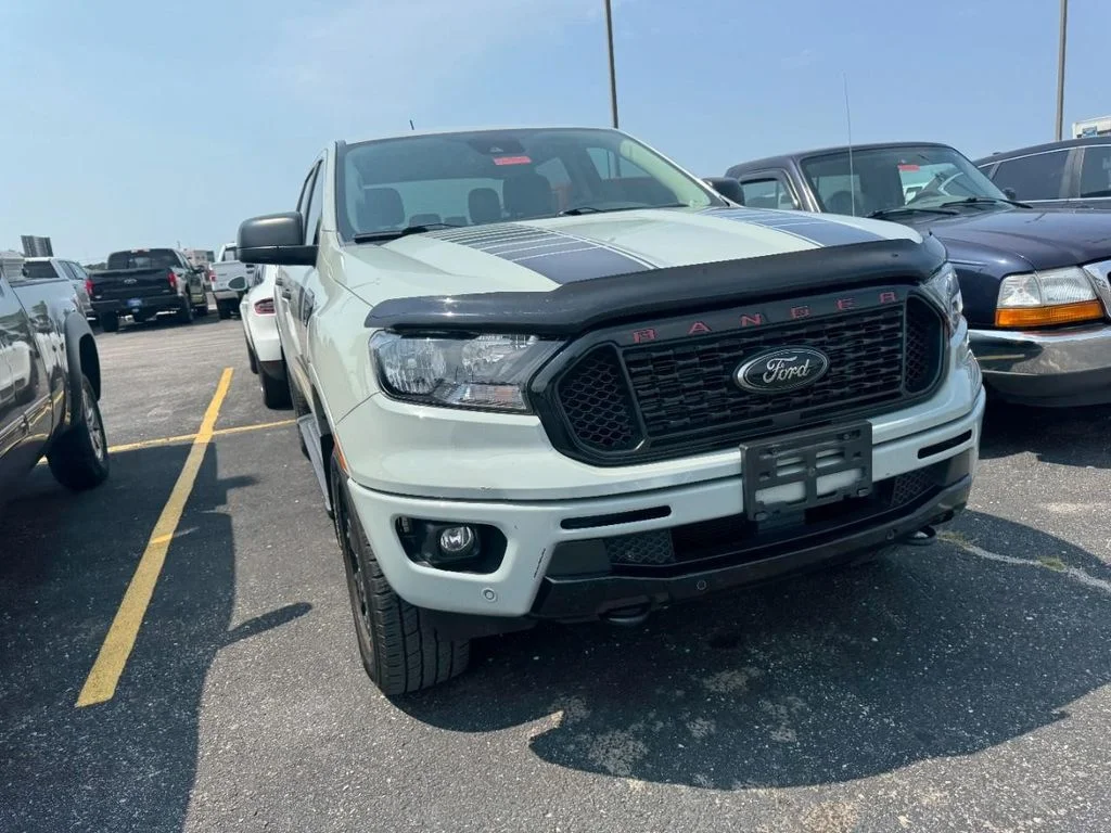 Used 2021 Cactus Green / Gray Ford XLT image 2