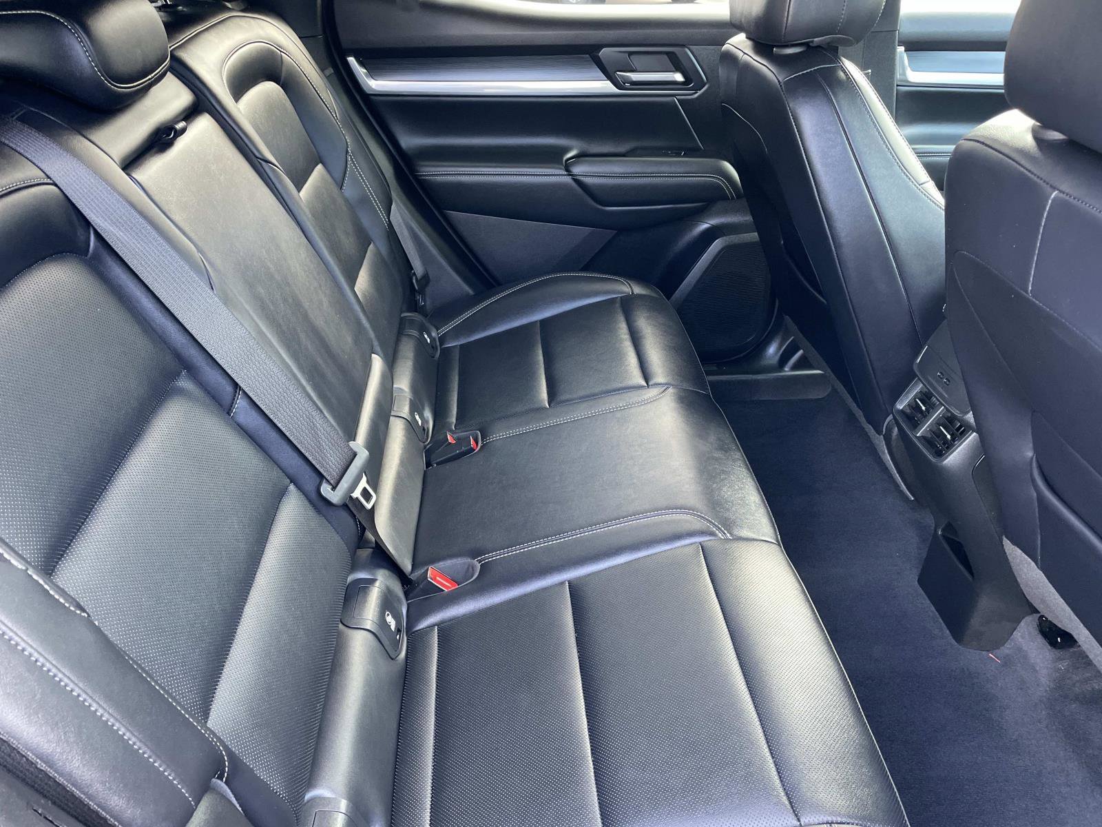 Used 2025 Rapids Metallic GMC Elevation image 27
