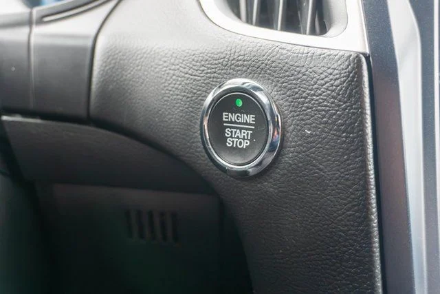 Used 2022 White Ford SEL image 23