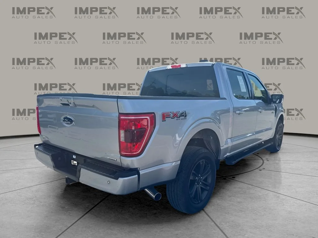Used 2022 Silver Ford XLT image 4