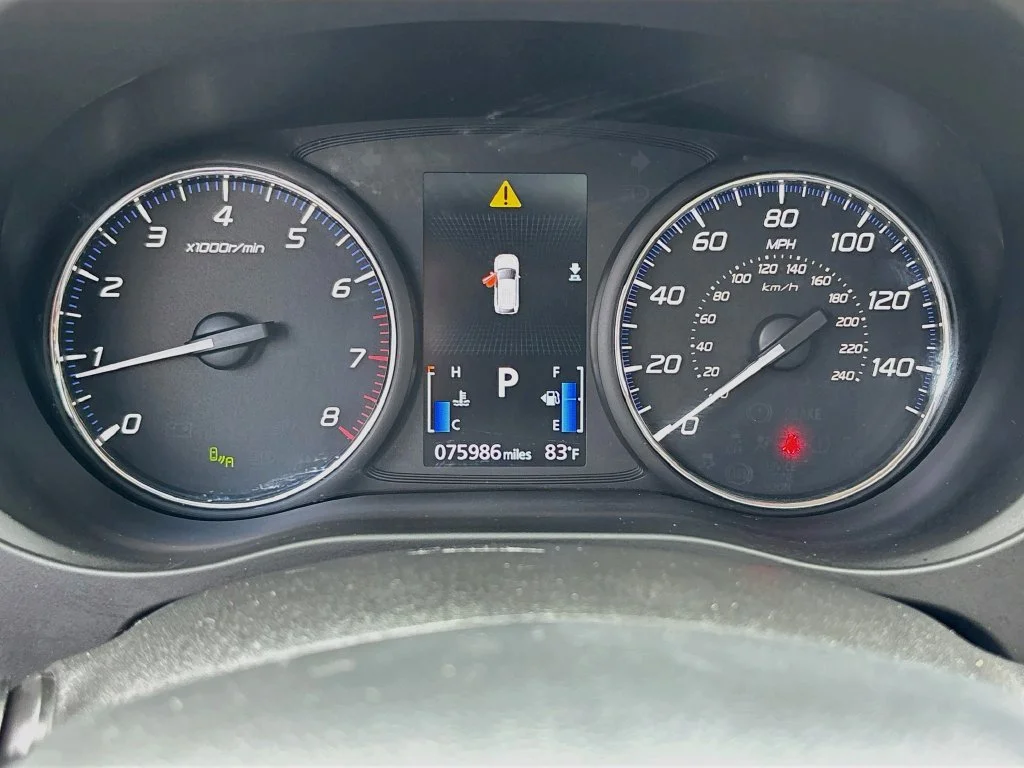 Used 2019 Labrador Black Metallic Mitsubishi SEL image 12