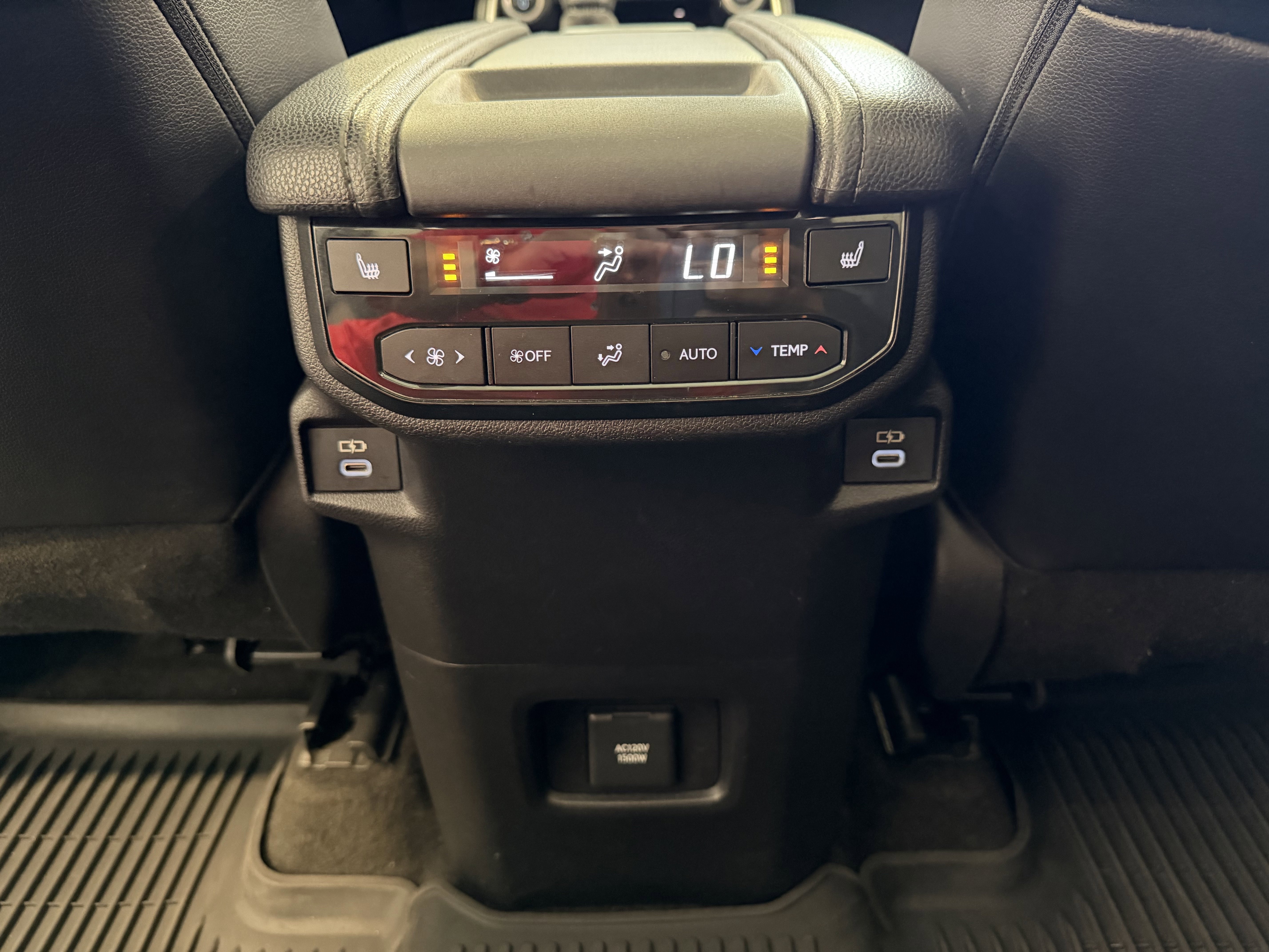 Certified Used 2024 Silver Toyota  image 33