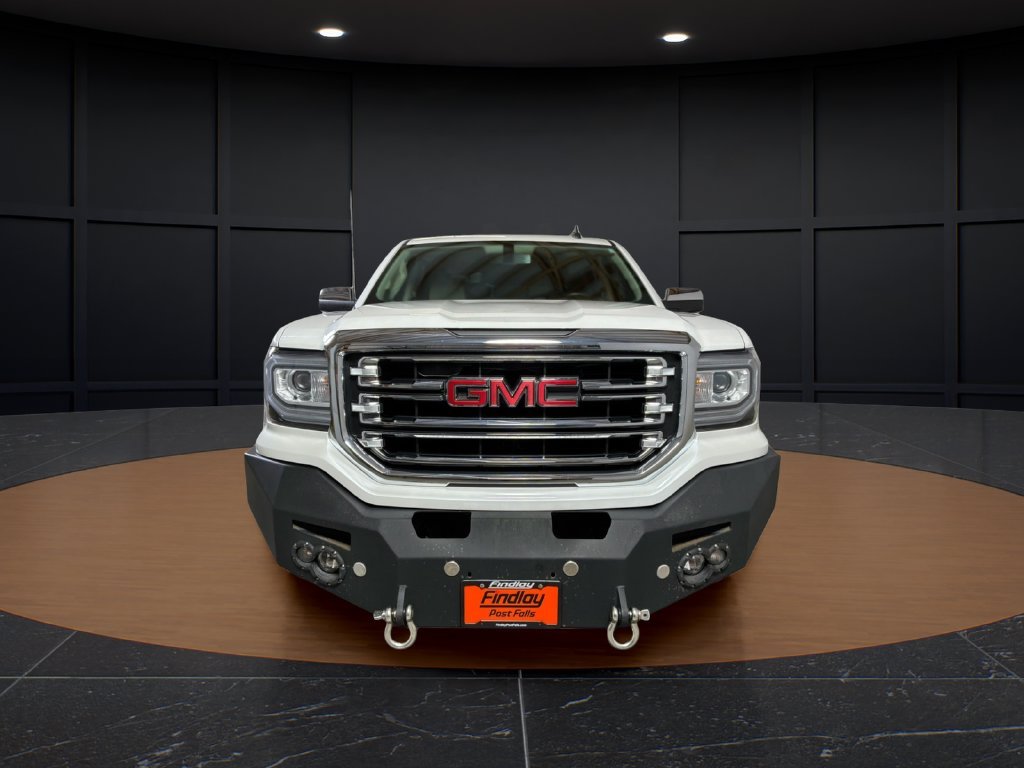 Used 2017 White GMC SLT image 9