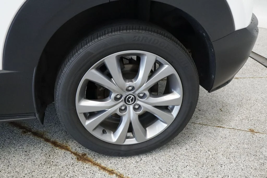 Certified Used 2022 White Mazda 2.5 S Preferred Package image 17