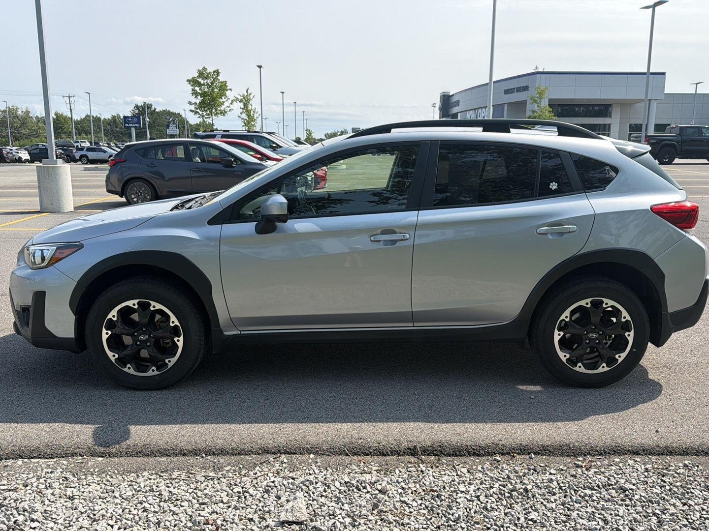 Used 2023 Ice Silver Metallic Subaru Premium image 7