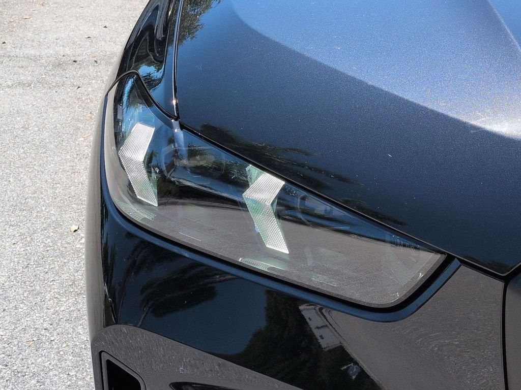 New 2026 Black Sapphire Metallic BMW xDrive40i image 10