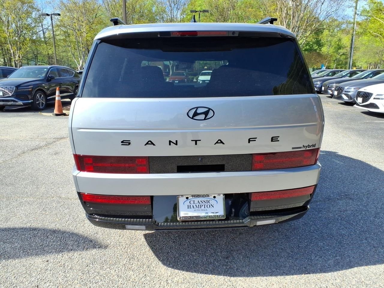 New 2026 Shimmering Silver Hyundai Calligraphy image 7