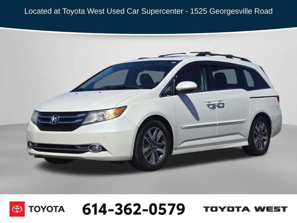 Used 2015  Honda Touring image 1