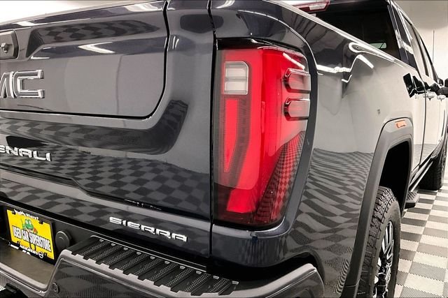 2024 GMC Sierra 3500HD Denali Ultimate - Photo 38