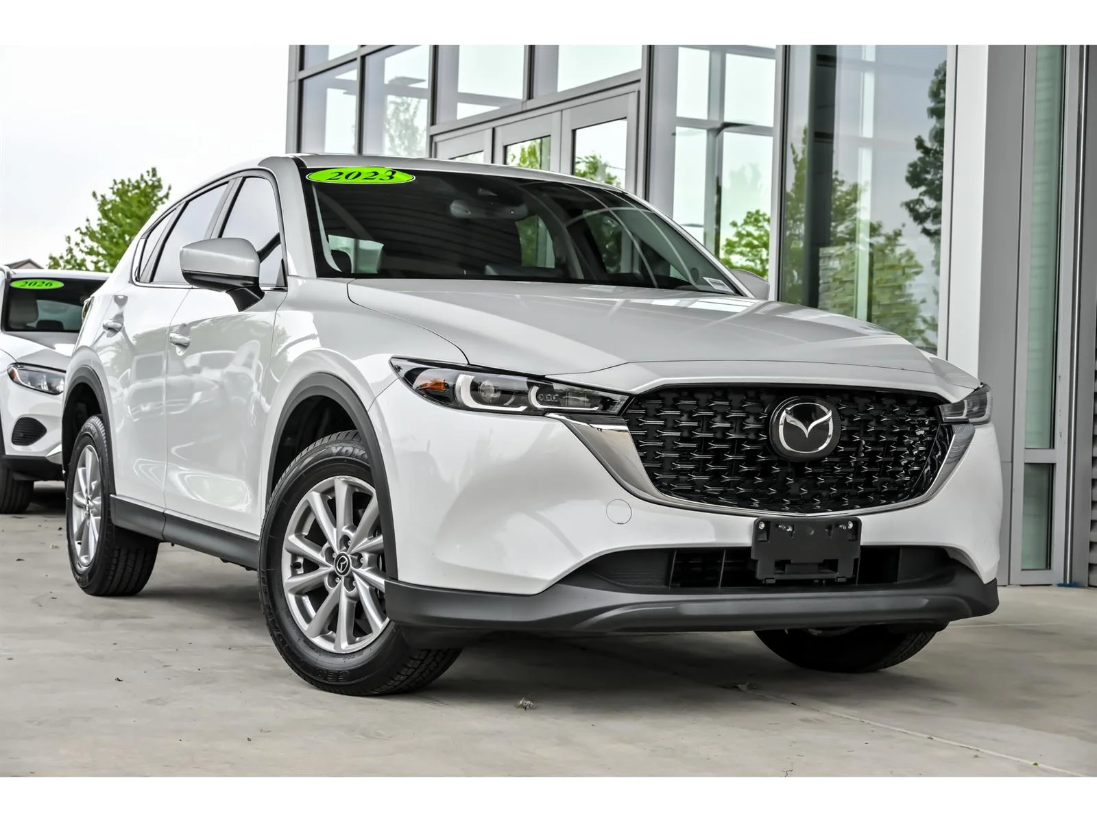 2023 Mazda CX-5 S Preferred package Auto AWD's photo