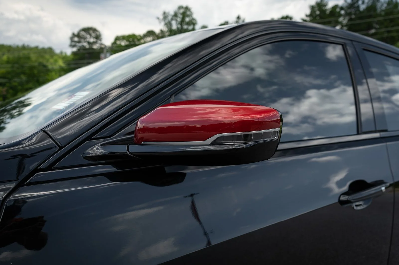 Used 2018 Black Raven Cadillac Base image 18