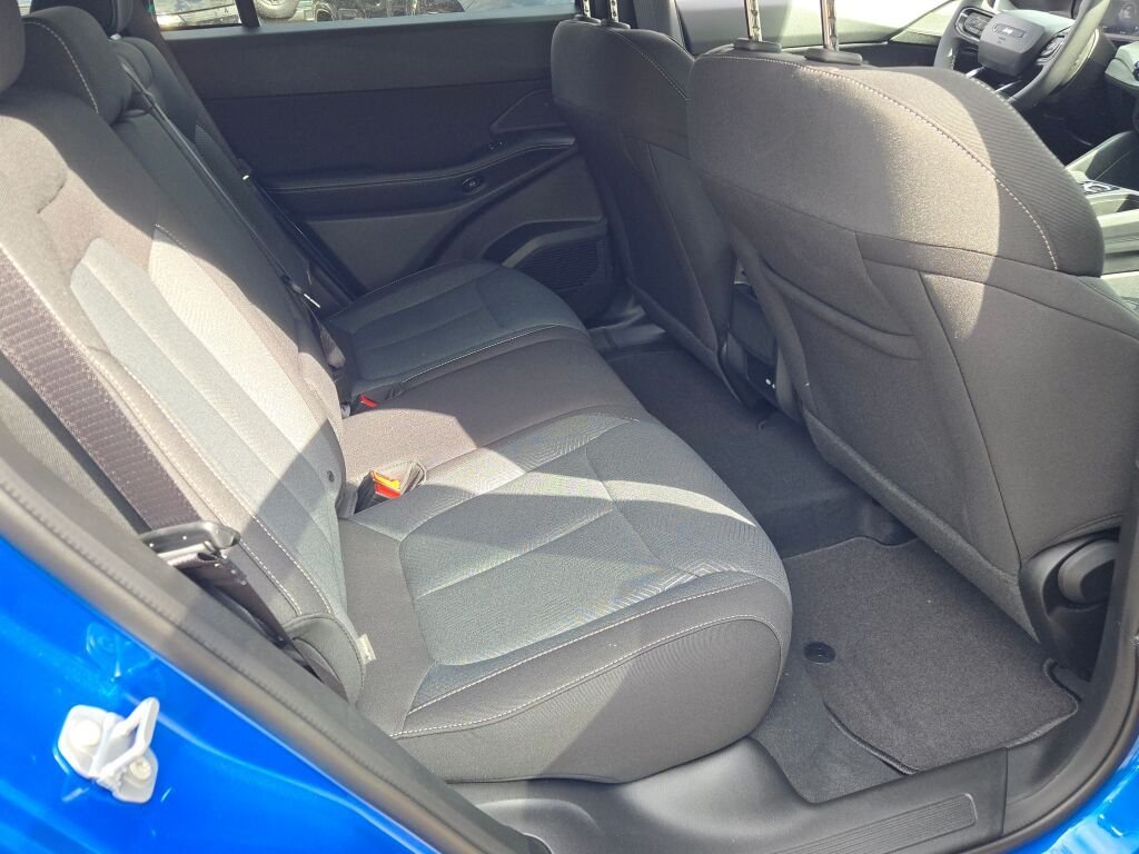New 2026 Hydro Blue Pearl-Coat Exterior Paint Jeep Laredo image 10