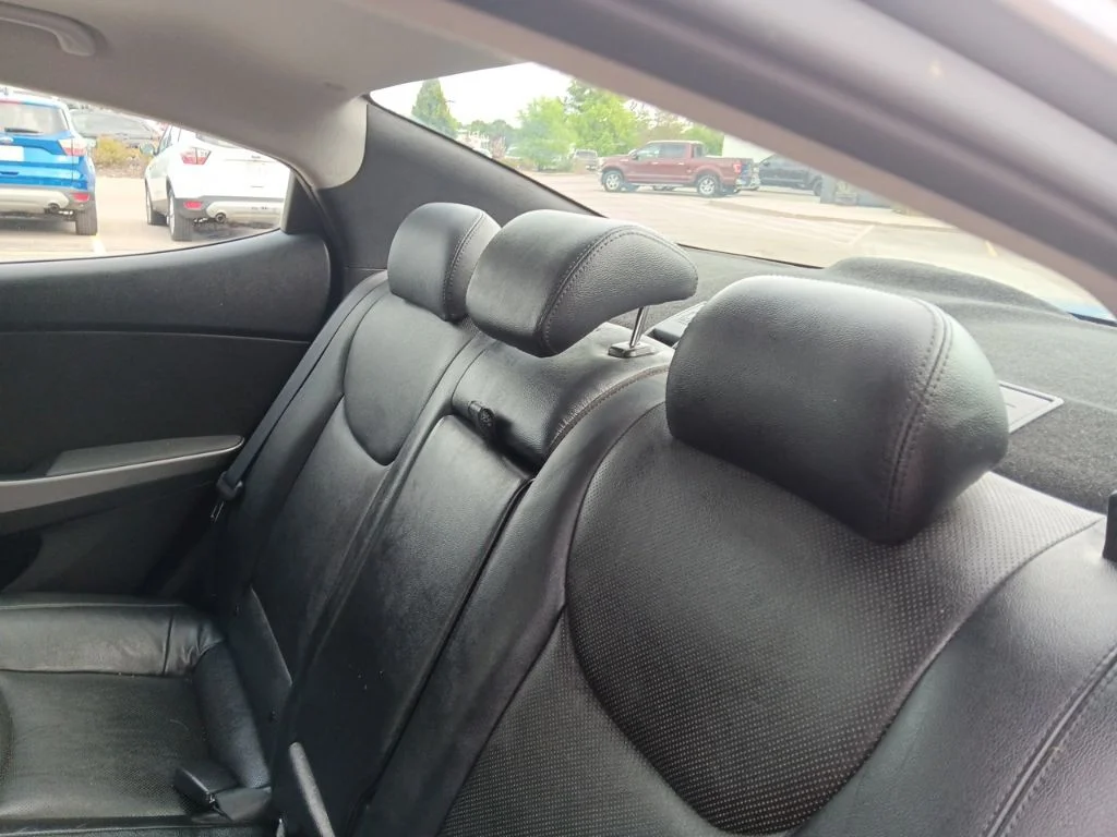 Used 2015 Titanium Gray Metallic Hyundai Limited image 33